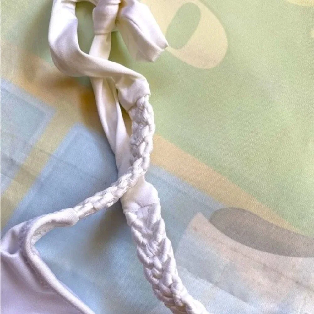 BcbgMaxAzria 2 Piece Swim Bikini Sz mix top Medium bottom Small White Gold Metal